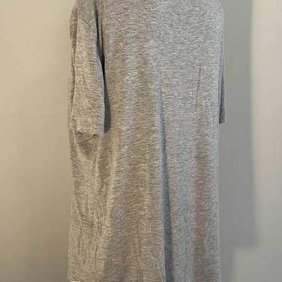 COPY - Marlow Size M Gray Casual Tee V Neck Women… - Picture 3 of 6
